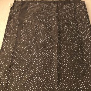 Tablecloth 69x51 
Silver and grey